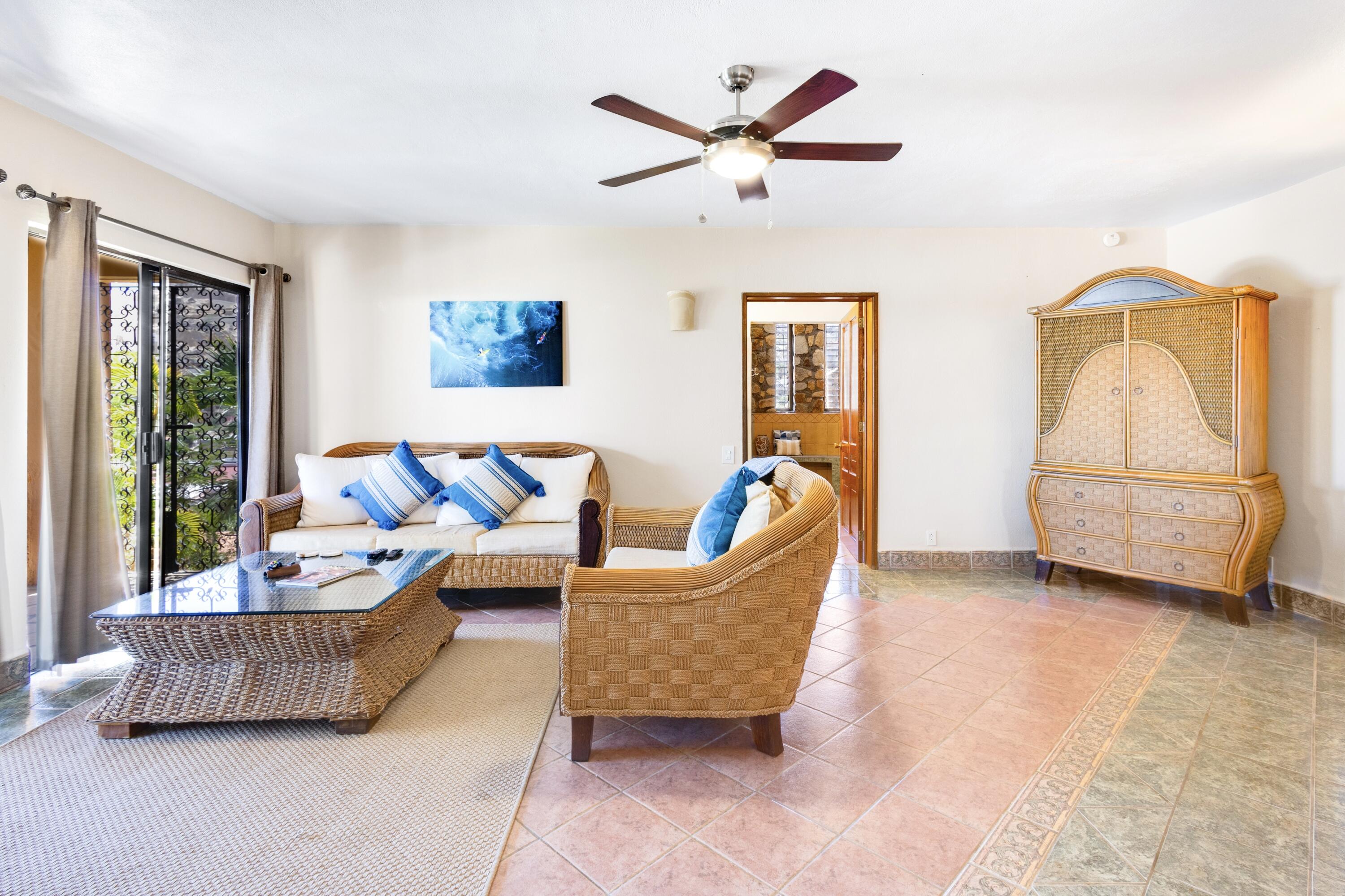 9 CAMINO DEL CONEJO, CASA FLAMINGO