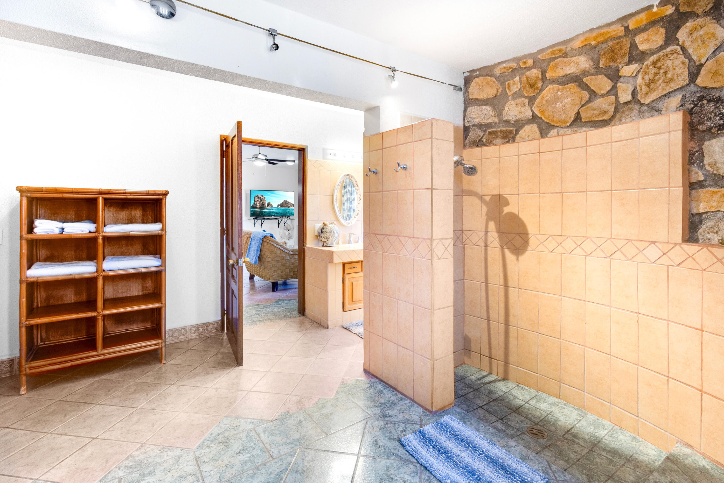 9 CAMINO DEL CONEJO, CASA FLAMINGO