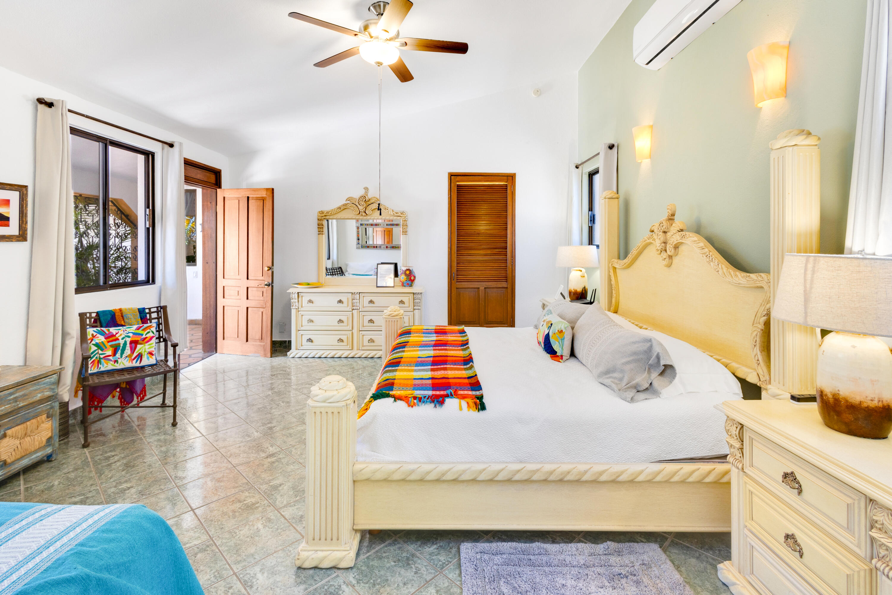 9 CAMINO DEL CONEJO, CASA FLAMINGO