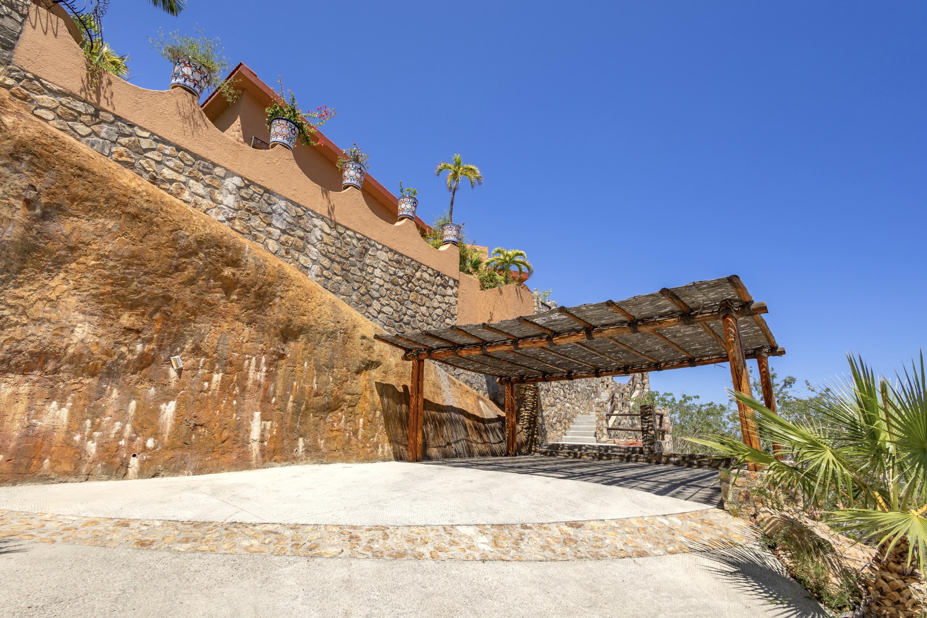 9 CAMINO DEL CONEJO, CASA FLAMINGO