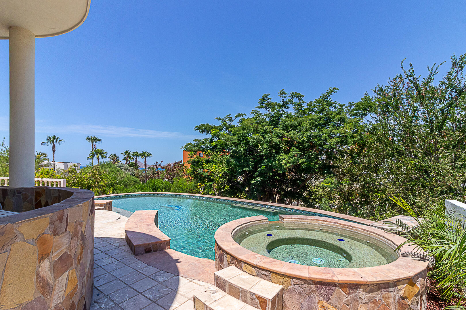 CASA SEA BREEZE