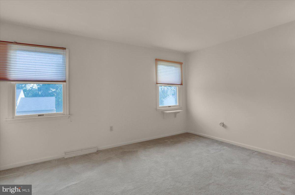 309 Levan St