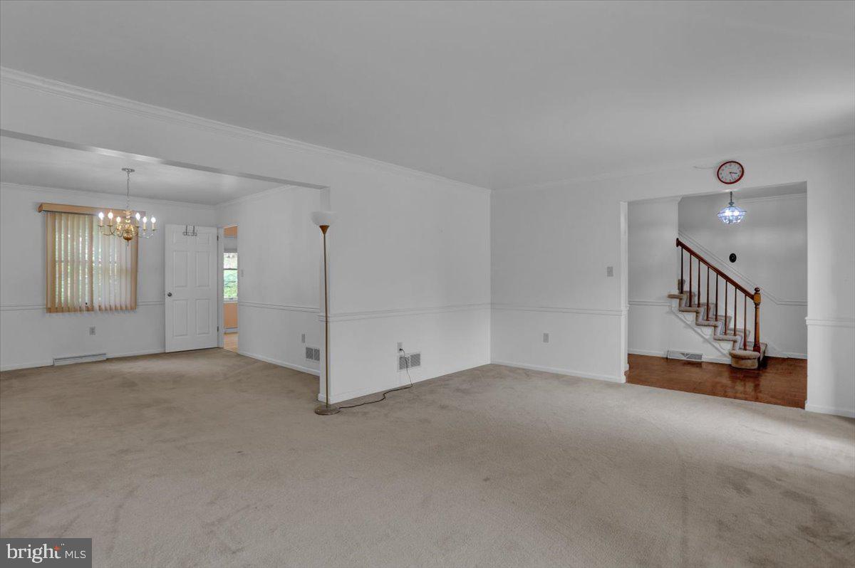 309 Levan St