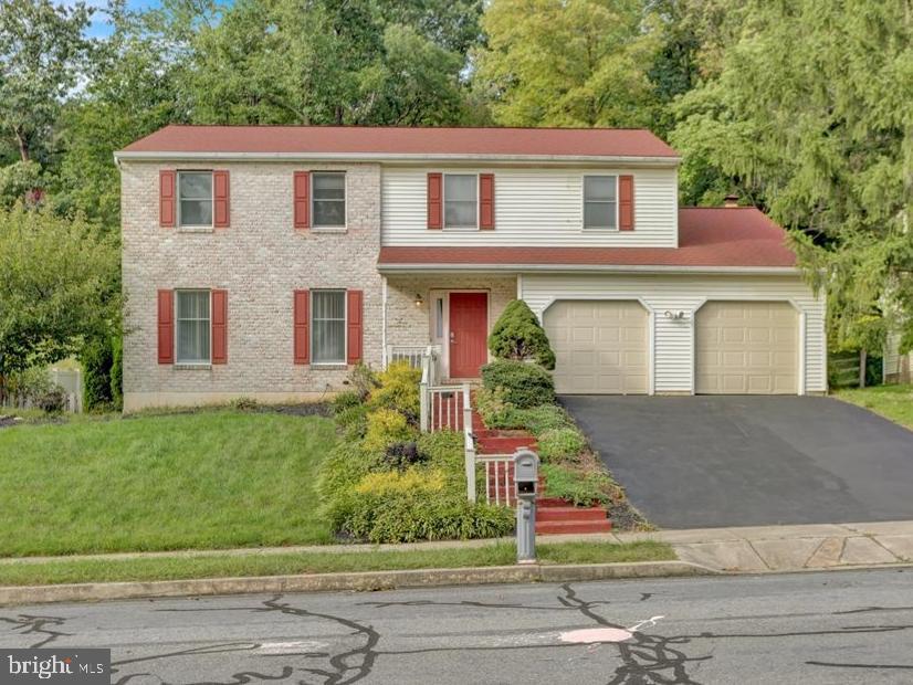 309 Levan St