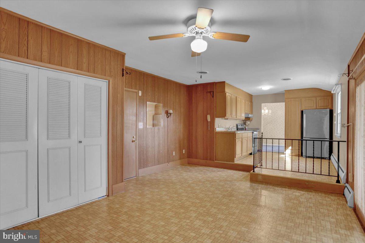 1645 Sherwood Rd