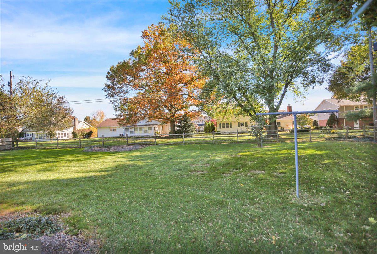 1645 Sherwood Rd