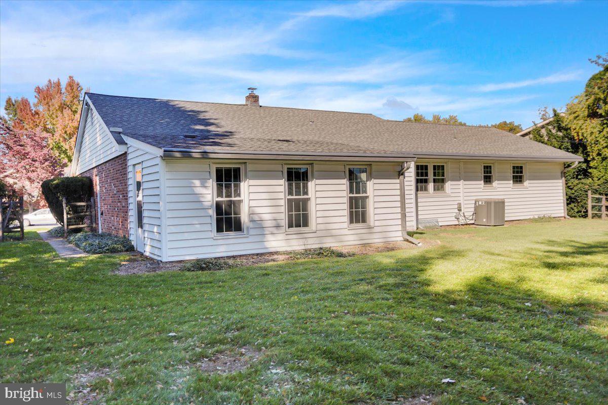 1645 Sherwood Rd