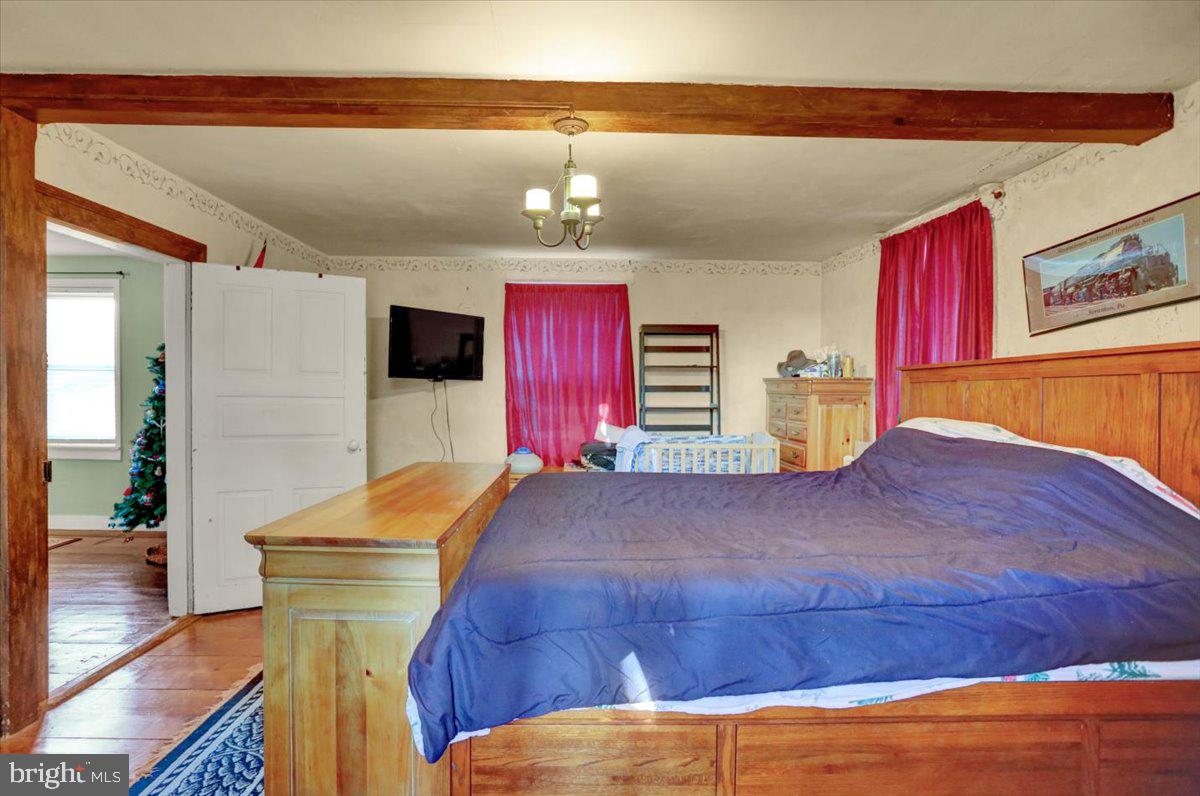 1803 Weavertown Rd