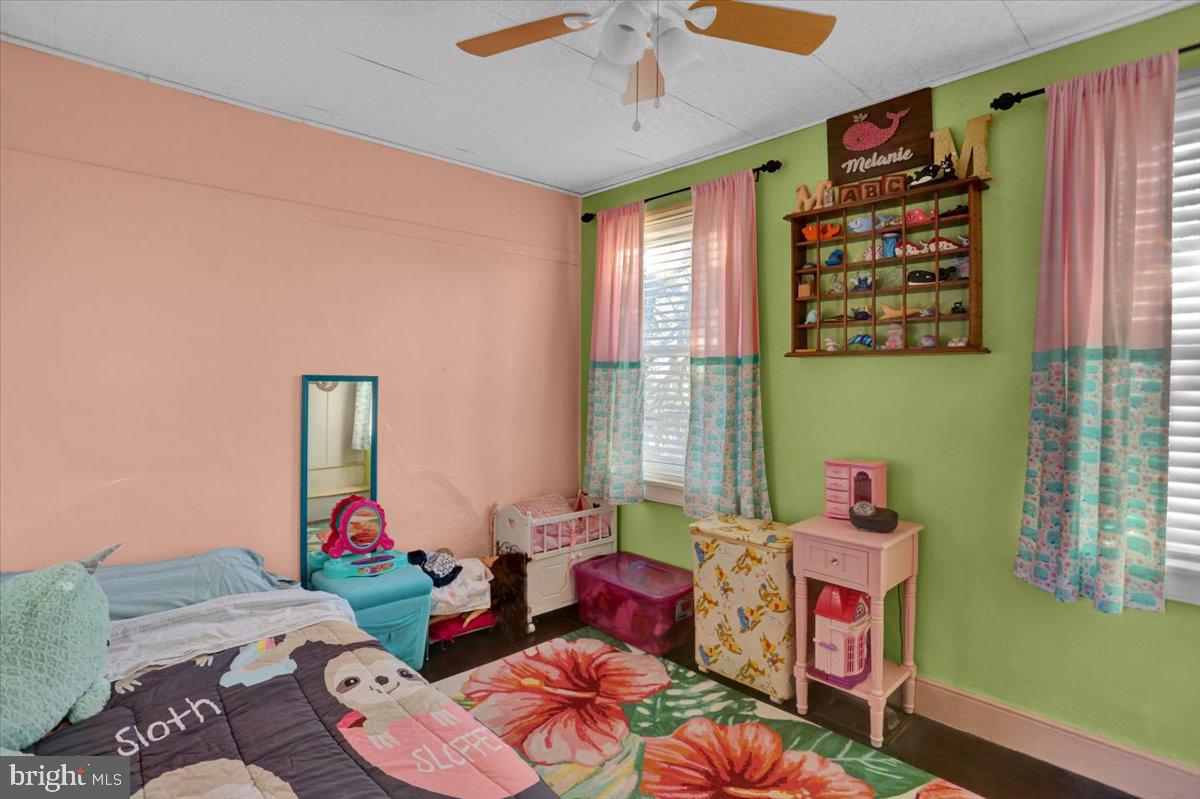 1803 Weavertown Rd