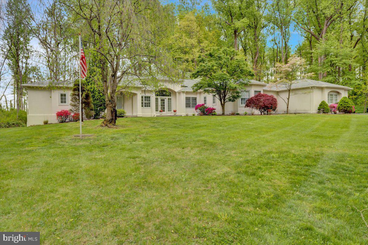 30 Kendall Dr