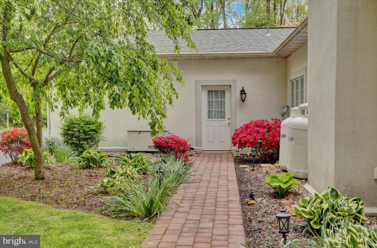 30 Kendall Dr
