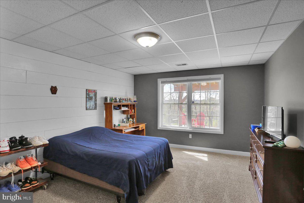20 Sawgrass Dr