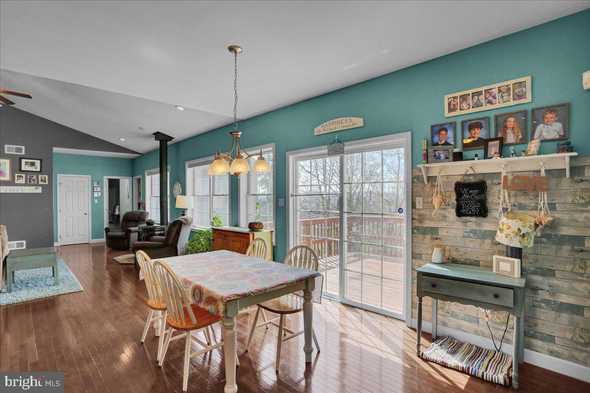 20 Sawgrass Dr