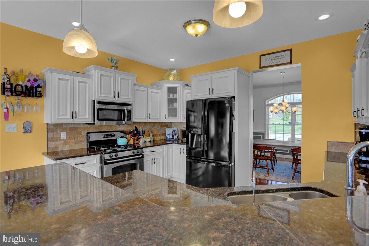 20 Sawgrass Dr