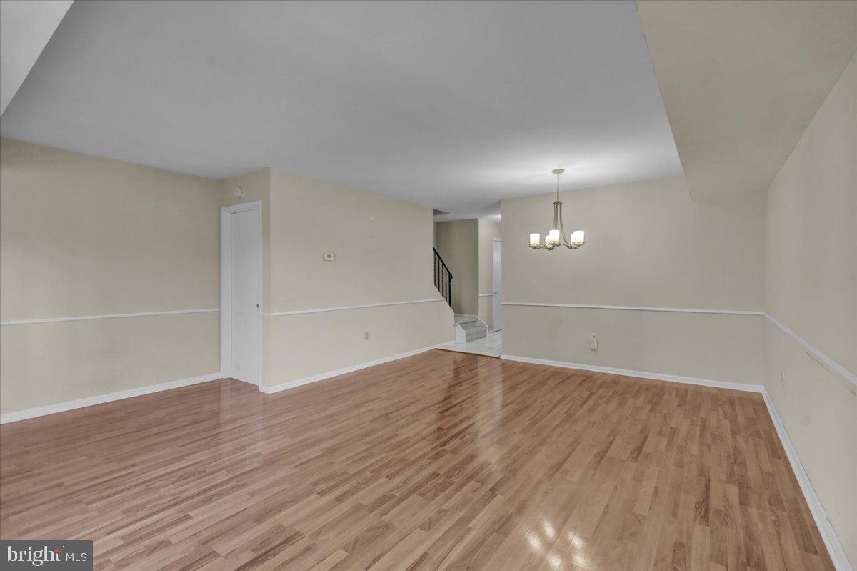 22 Nassau Ct