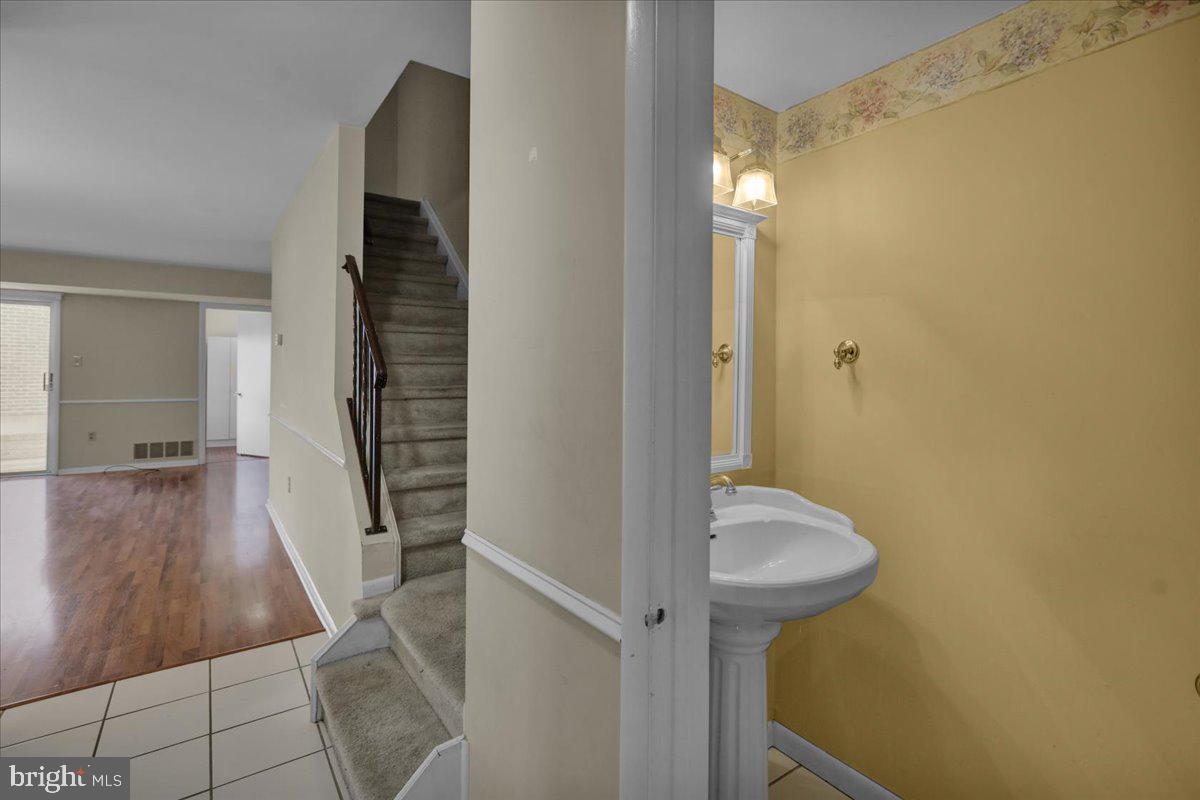 22 Nassau Ct