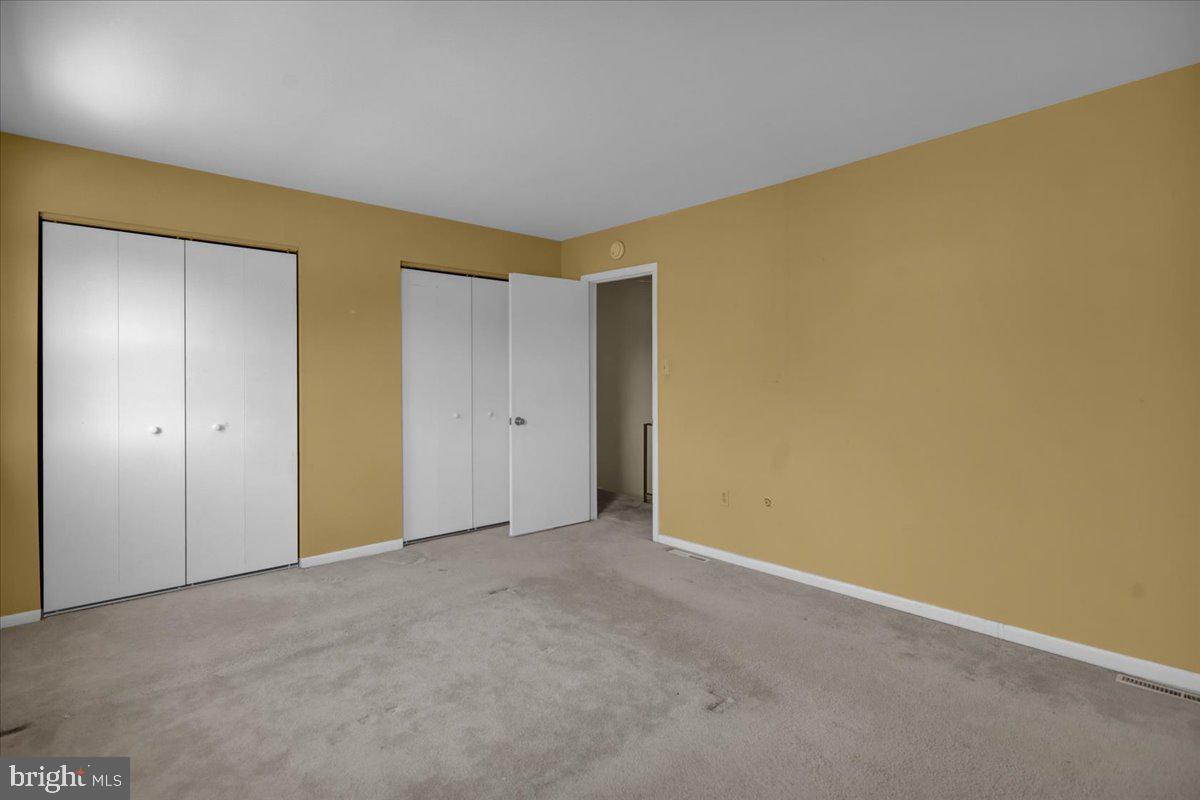22 Nassau Ct