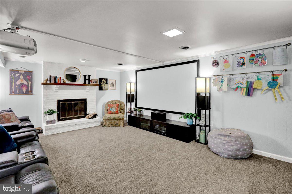 5 Lori Ct