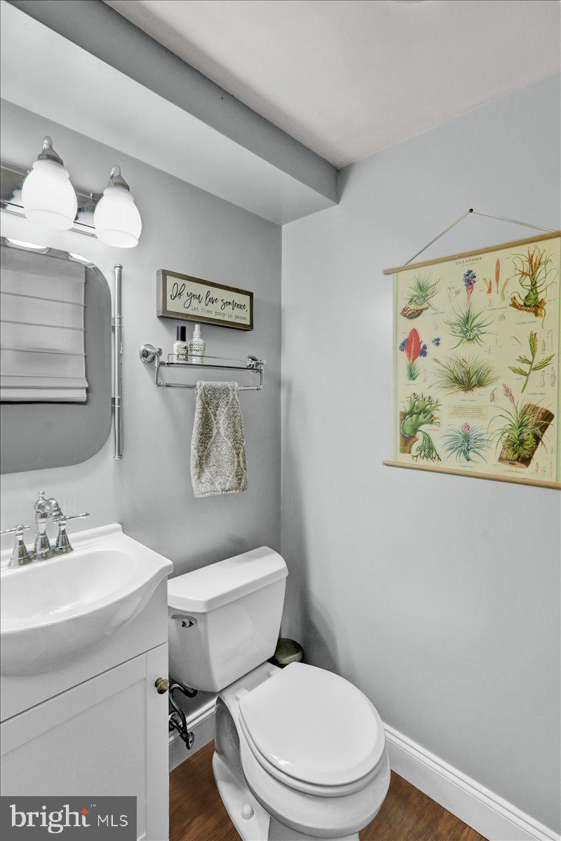 5 Lori Ct