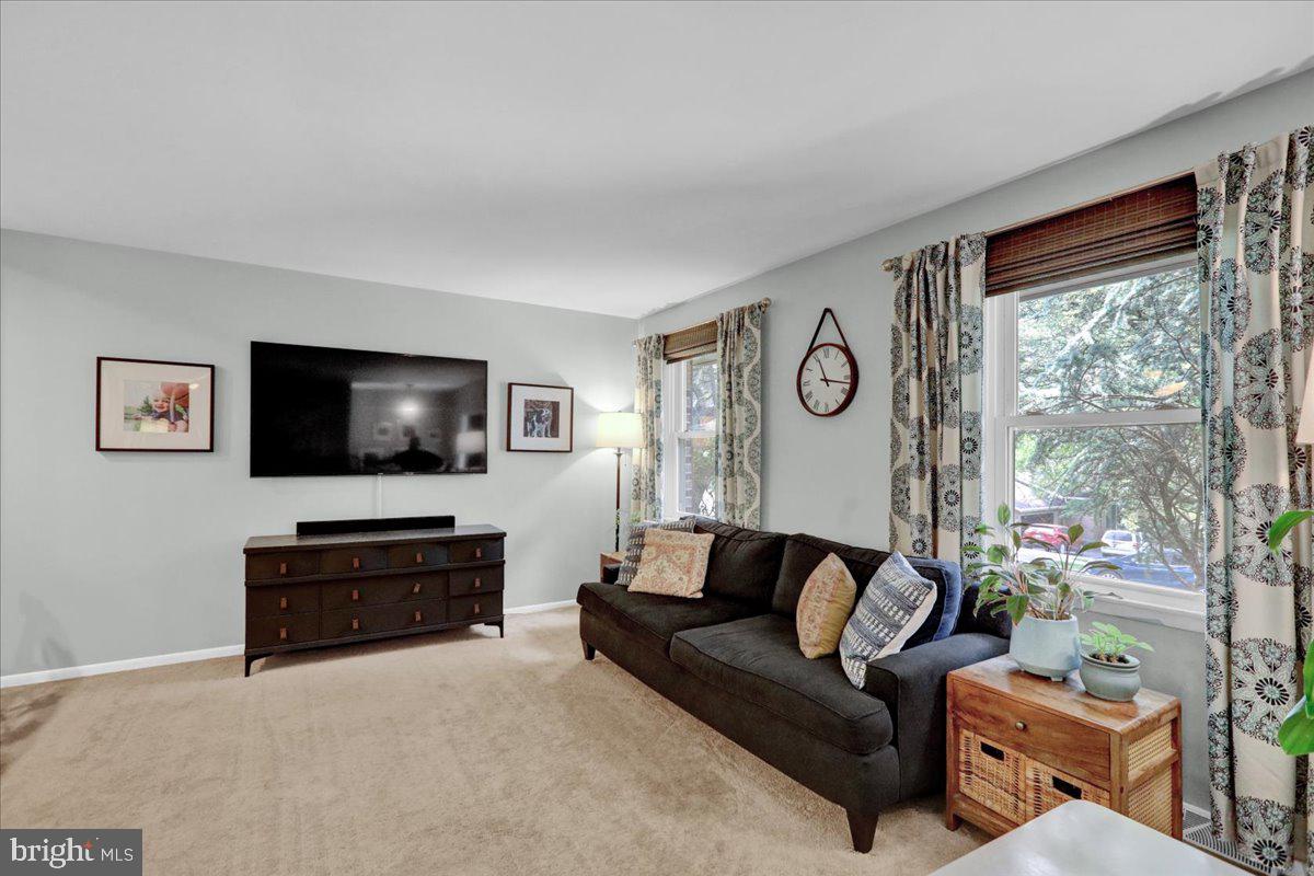 5 Lori Ct