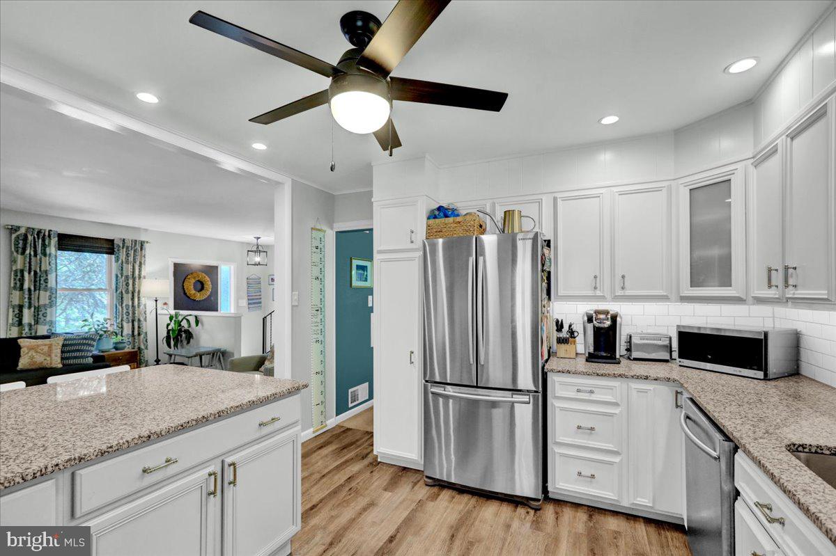 5 Lori Ct