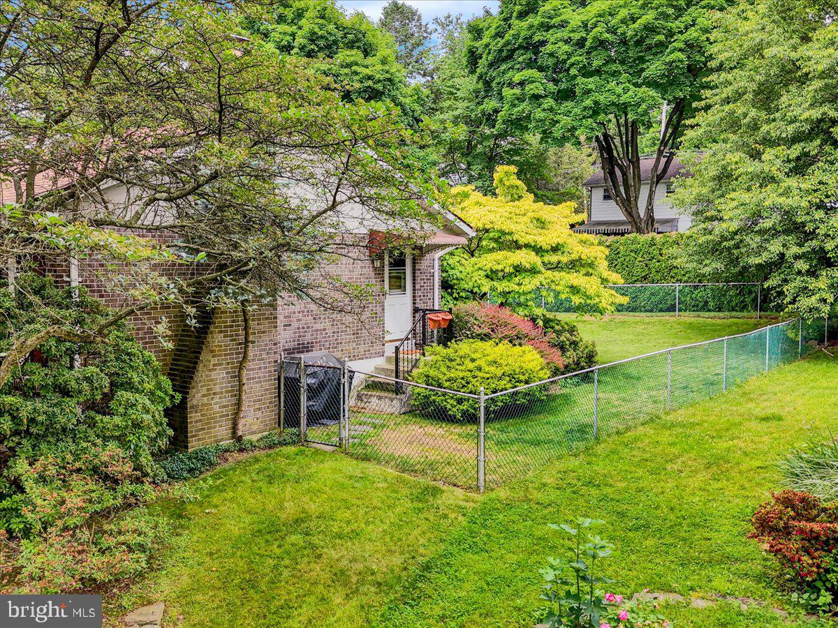 5 Lori Ct