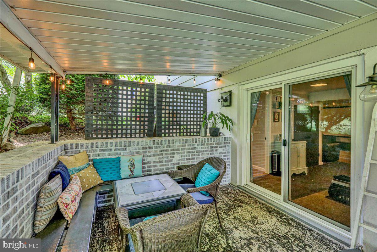 5 Lori Ct