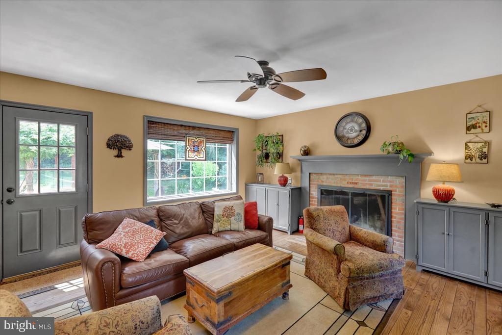 625 Scenic Dr