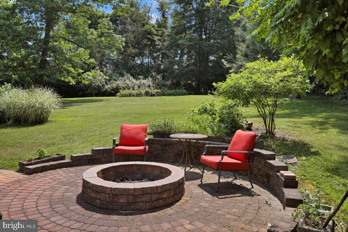 625 Scenic Dr