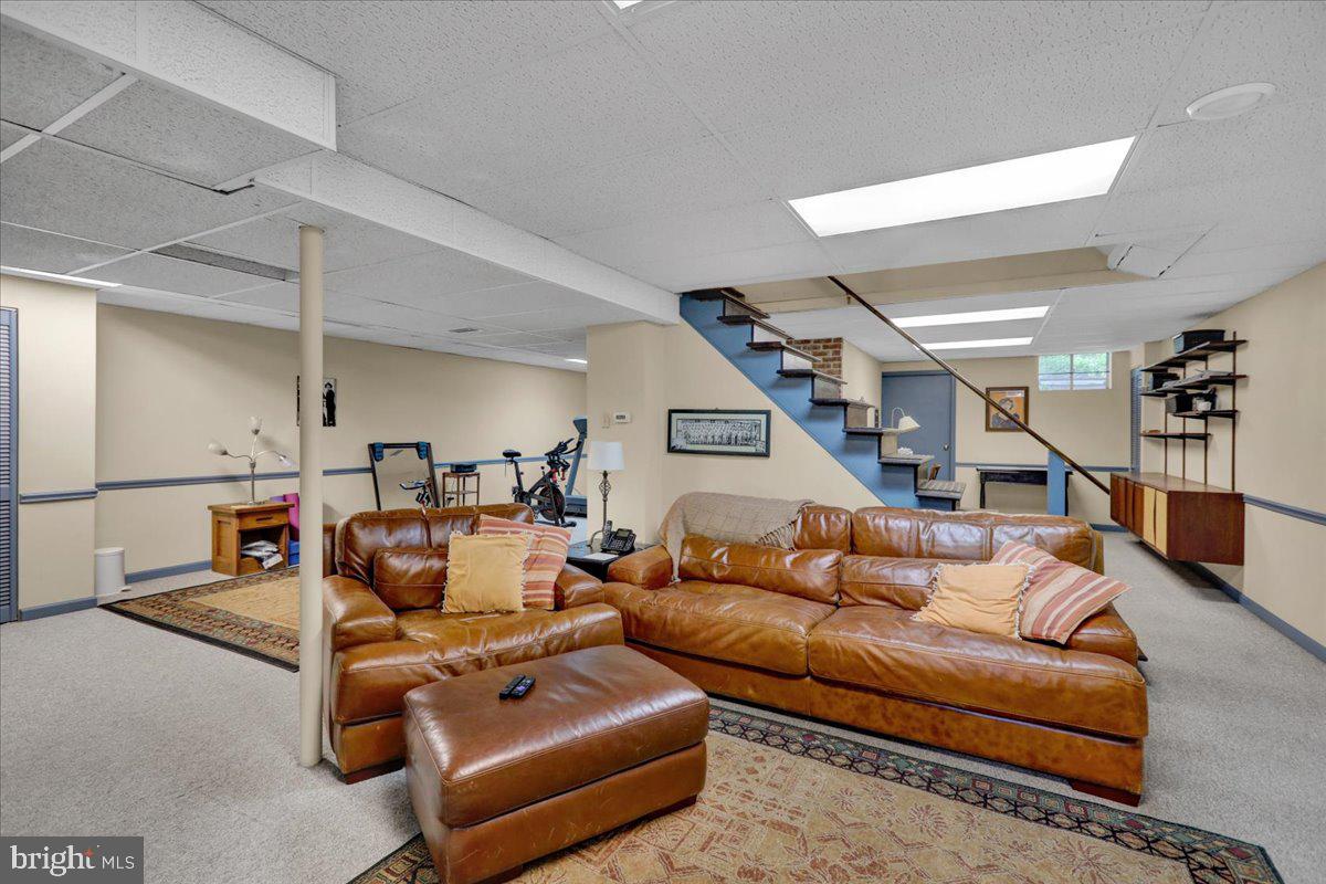 625 Scenic Dr