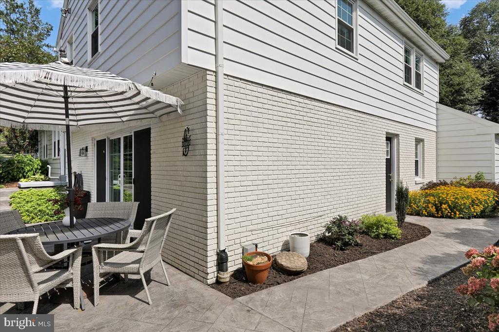 1709 Dauphin Ave