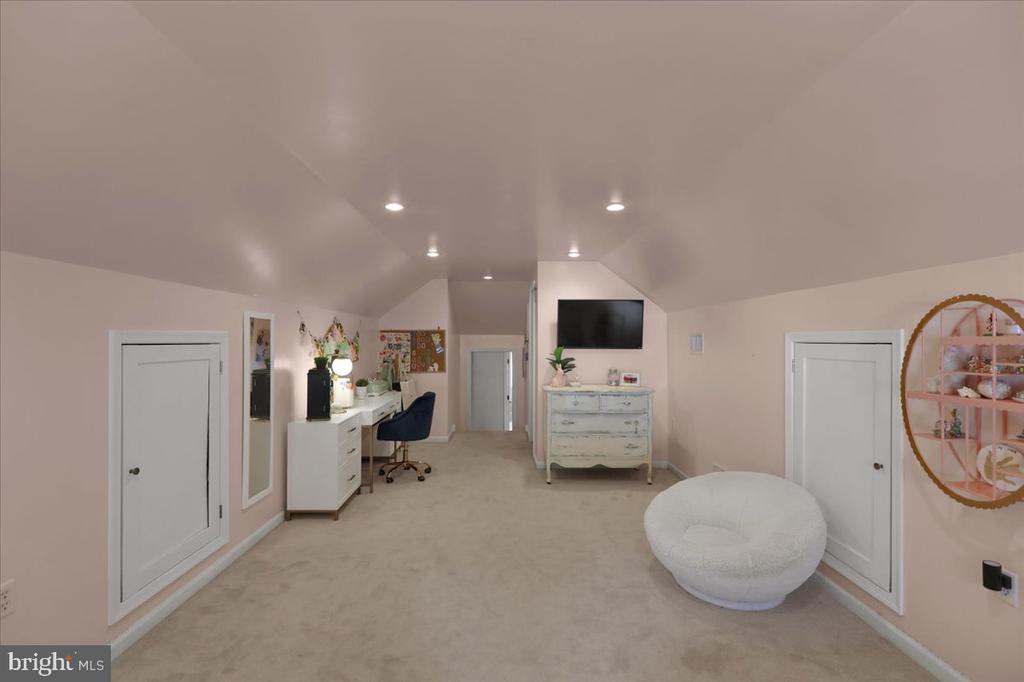 1709 Dauphin Ave