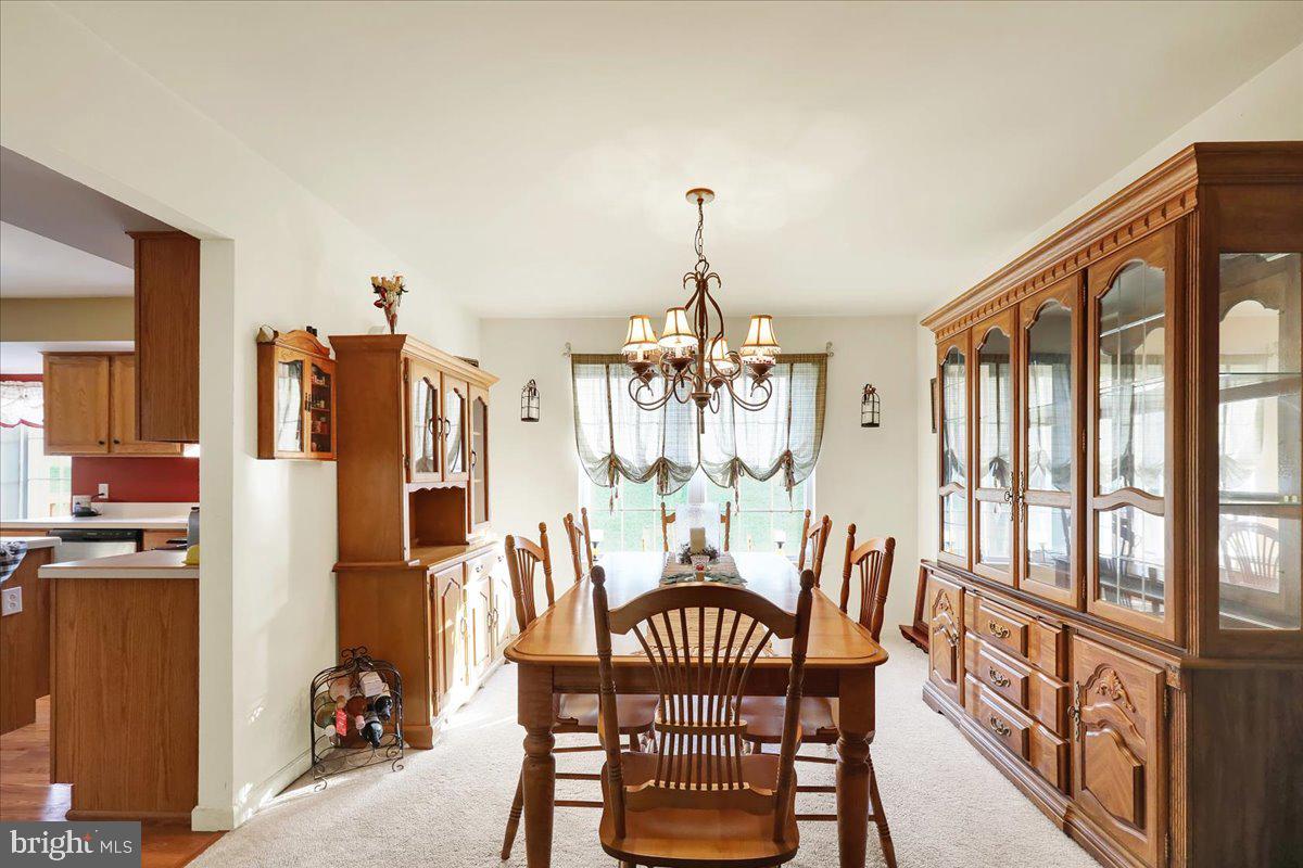 4 Baker Ln