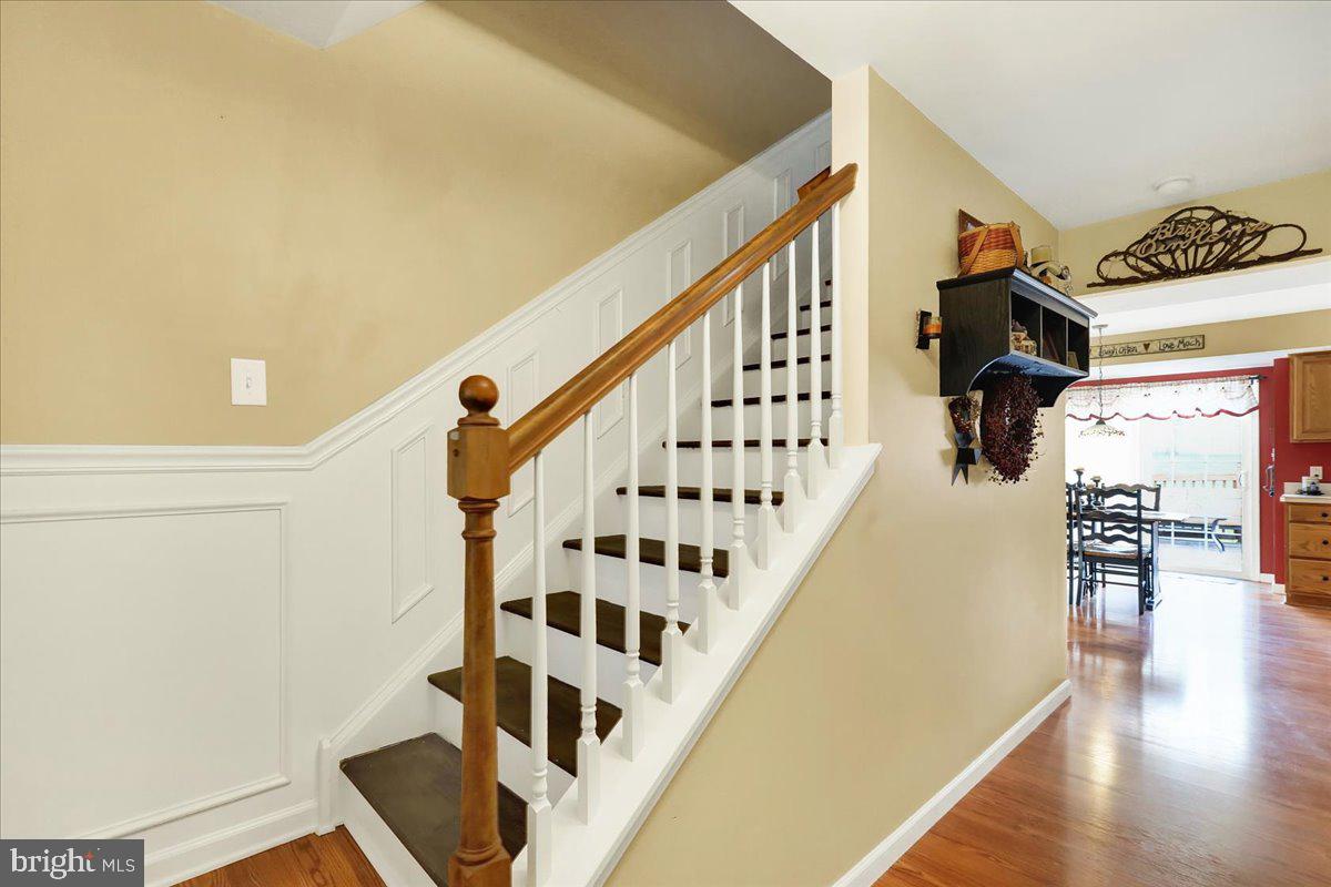 4 Baker Ln