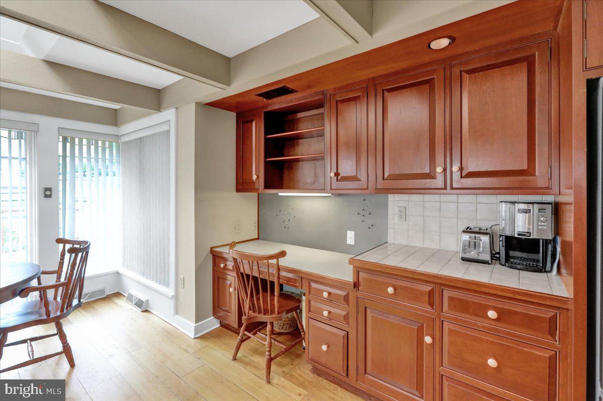 4 Lori Ct