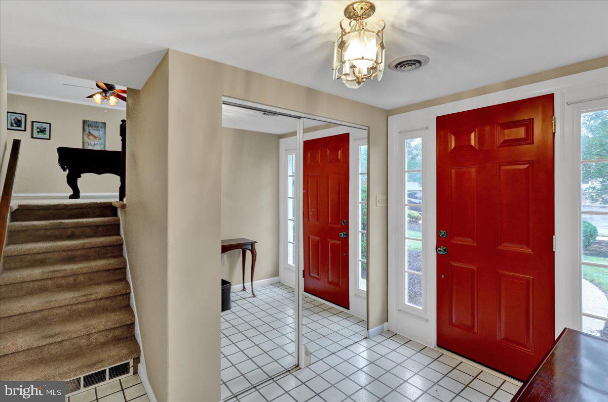 4 Lori Ct