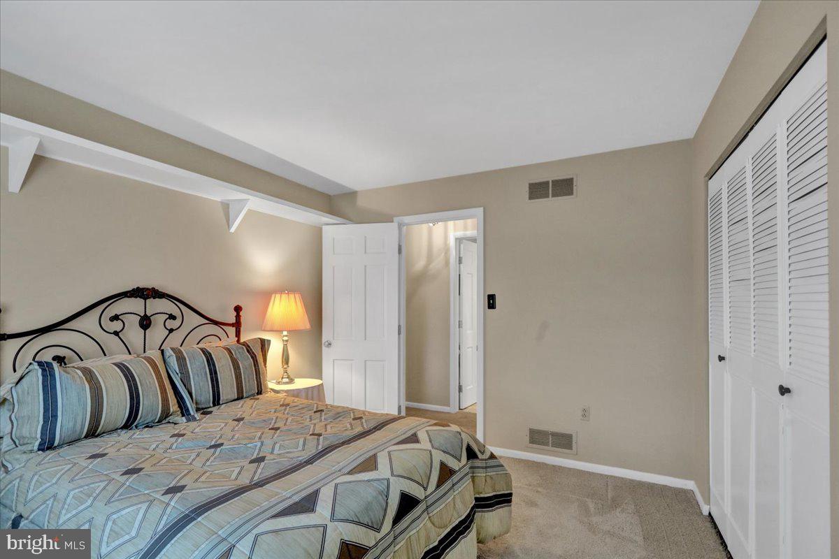 4 Lori Ct