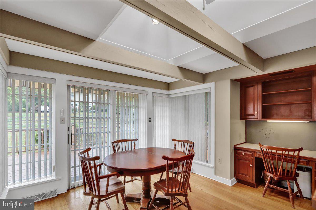 4 Lori Ct