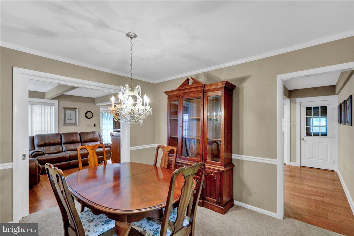 4 Lori Ct