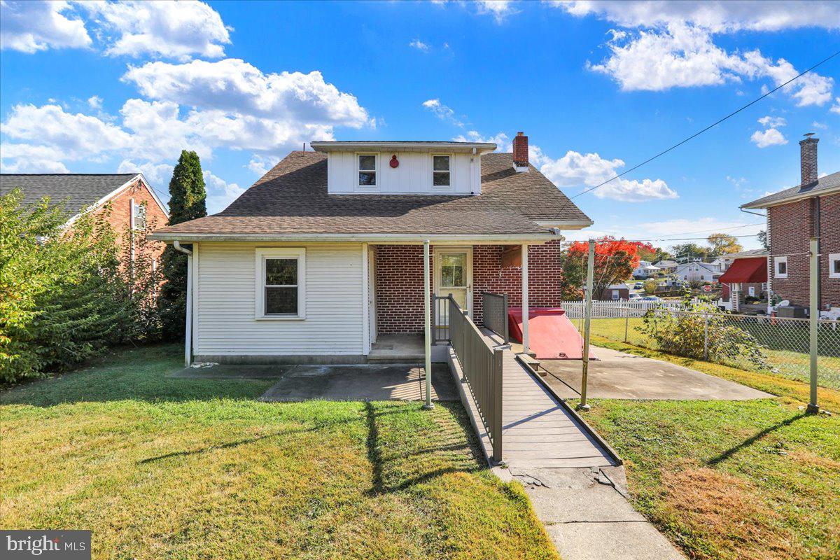 1417 Brooke Blvd