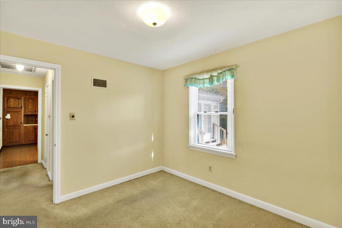 103 Cascades Ln