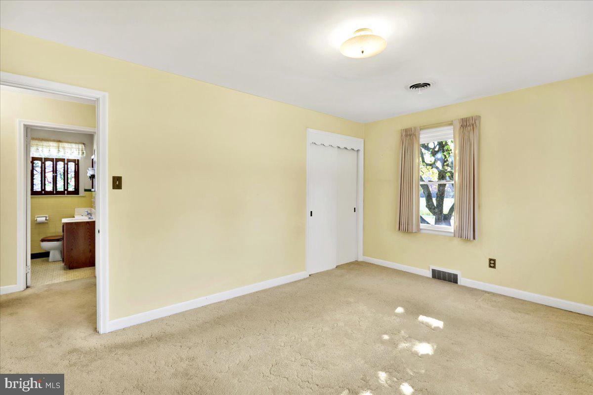 103 Cascades Ln