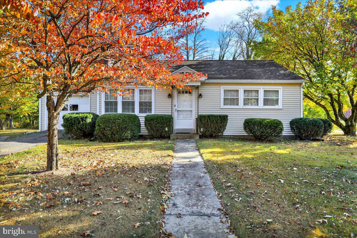 103 Cascades Ln
