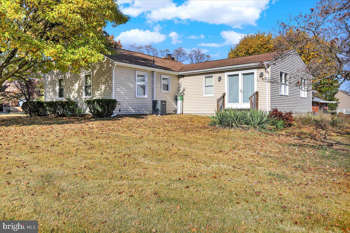 103 Cascades Ln