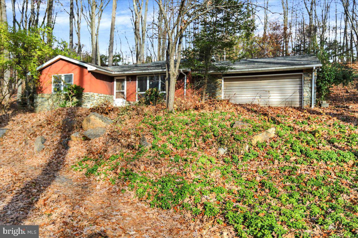 101 Glen Rd