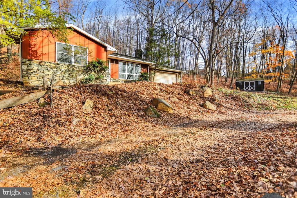 101 Glen Rd