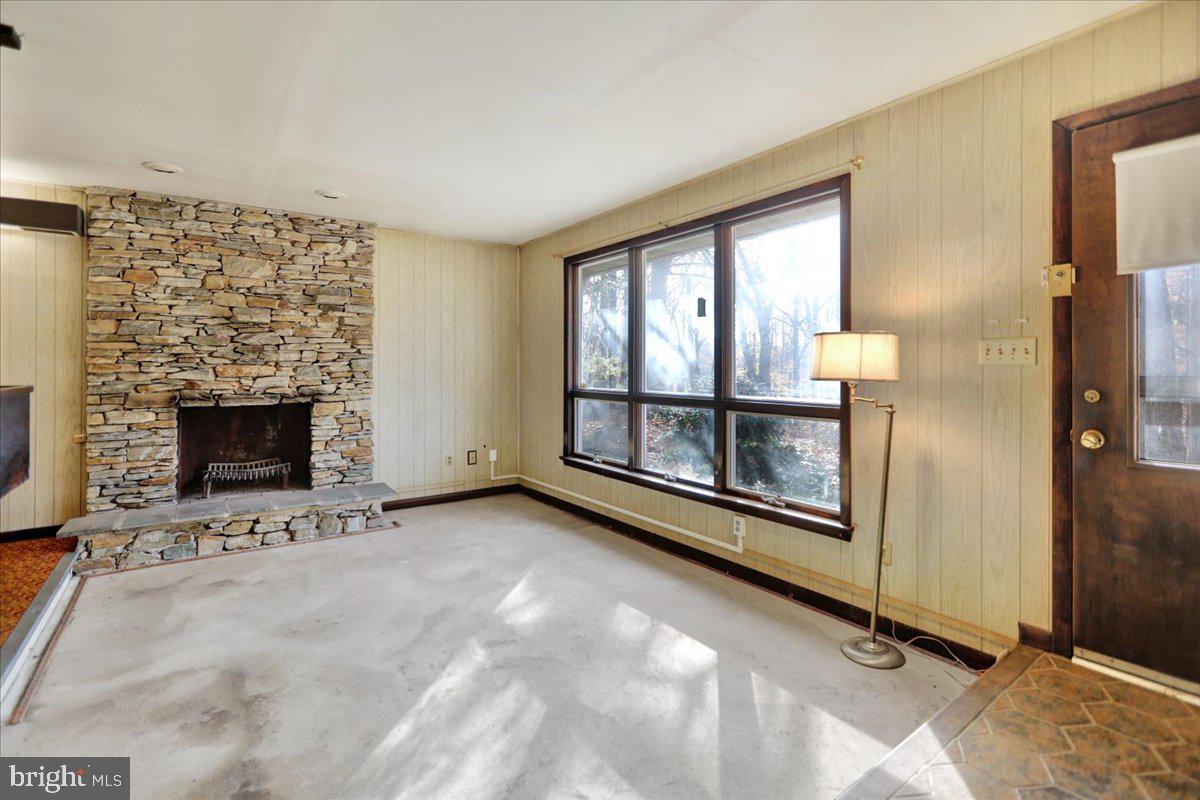 101 Glen Rd