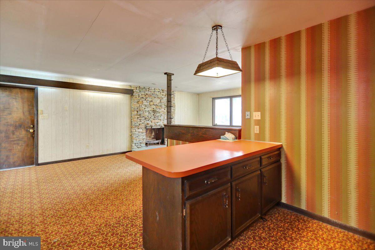 101 Glen Rd