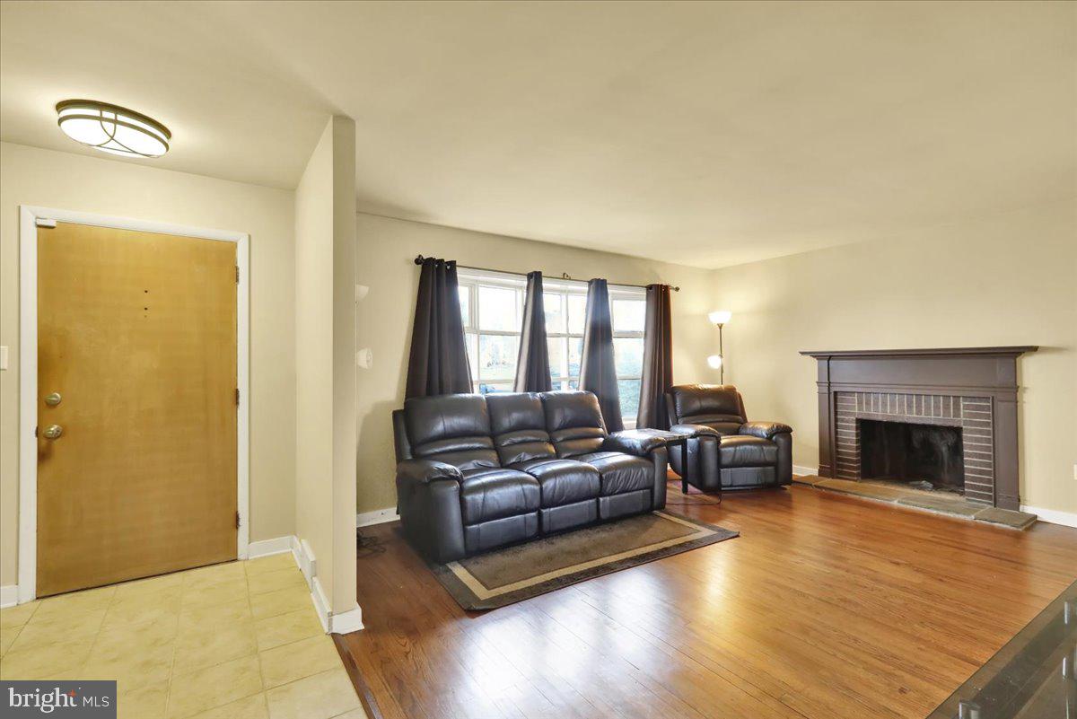 140 Oberlin Ave