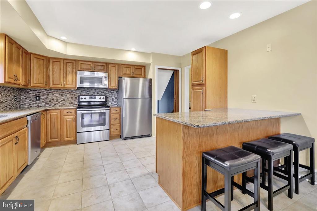 140 Oberlin Ave
